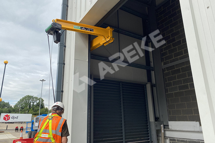 1644736605372331.jpg 工字型折臂吊.jpg